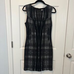 Diane Von Furstenberg Mackenzie black/White Bodycon Knit Sheath Dress 10